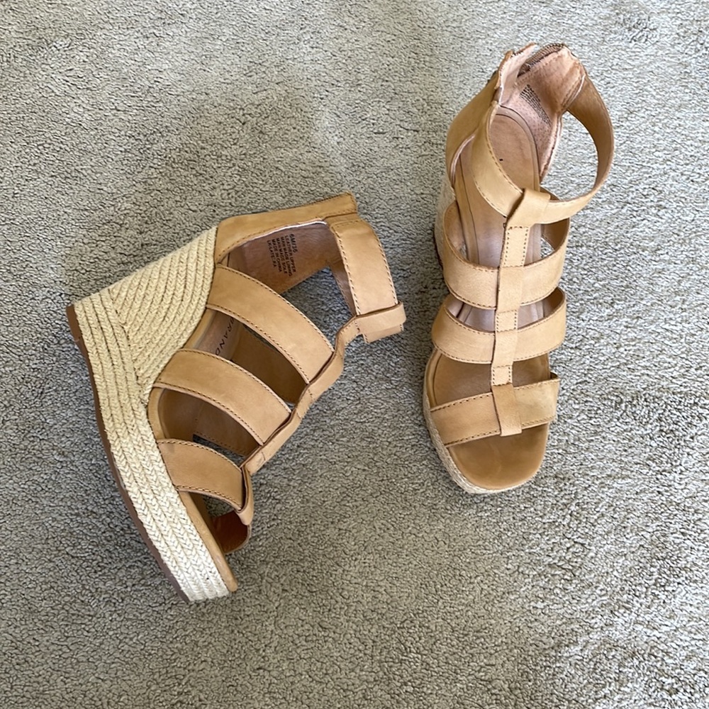 Lucky espadrille wedges
